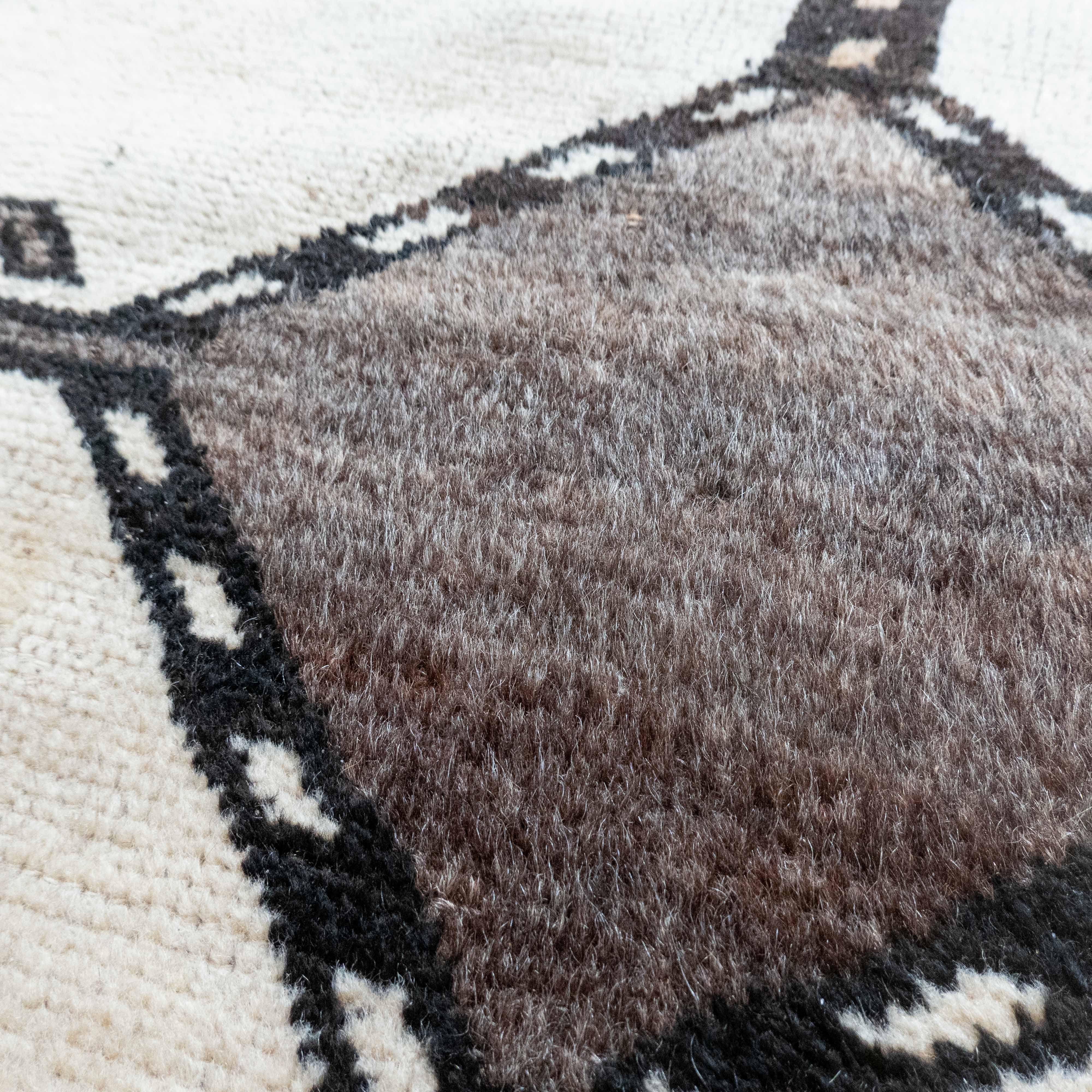 Undyed Wool Qashqai ‘Serpent’ Gabbeh, Iran (c. 1950)